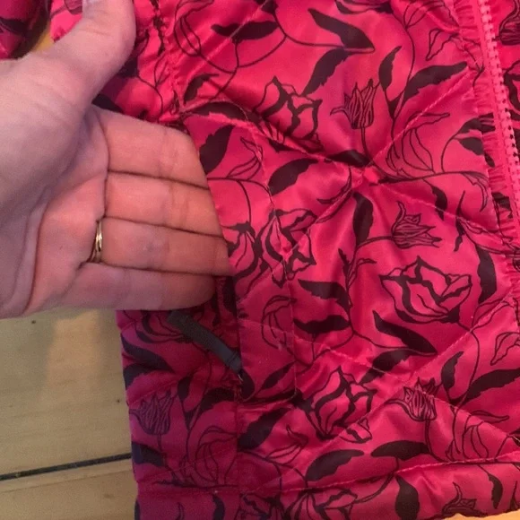 The North Face girls 550 goose down mid weight quilted winter jacket XXS (5) - Picture 7 of 7